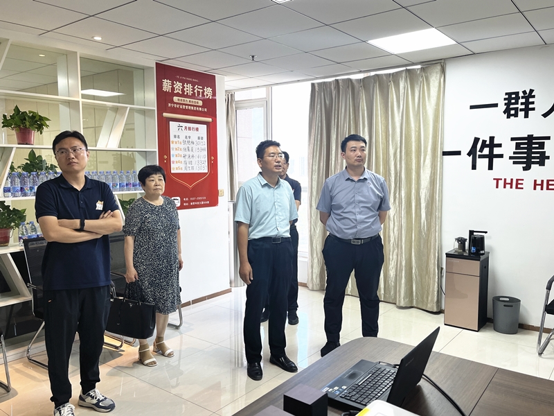 熱烈歡迎任城區(qū)人大代表及仙營街道人大工委、人社所領(lǐng)導(dǎo)蒞臨華礦集團(tuán)參觀調(diào)研